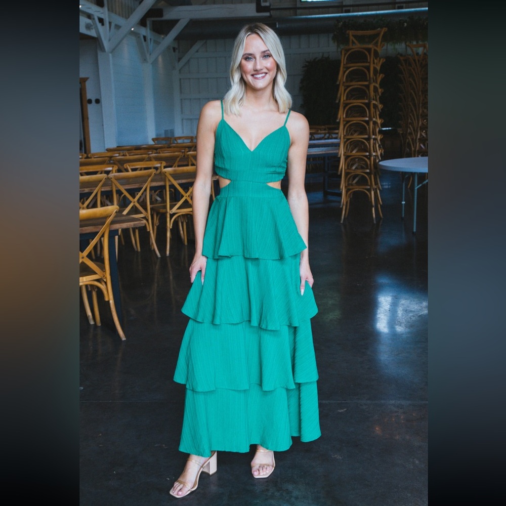 Women’s green cutout ruffled maxi dress